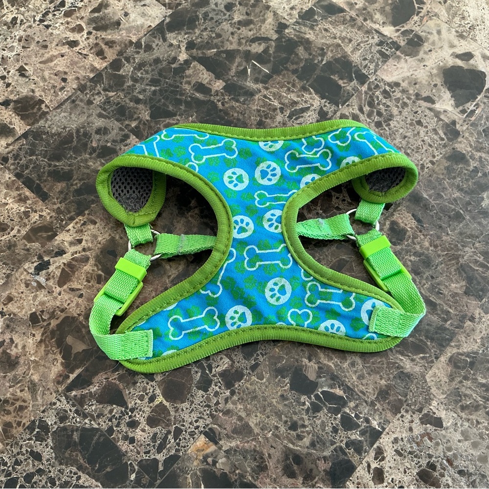 SHEIN Green and Blue Dog Harness